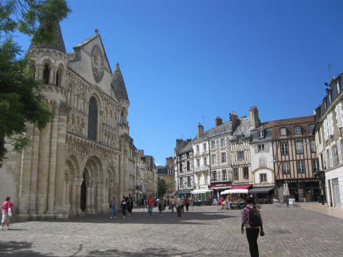 Poitiers, Notre-Dame-la-Grande