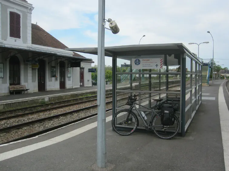 Am Bahnhof von Decize