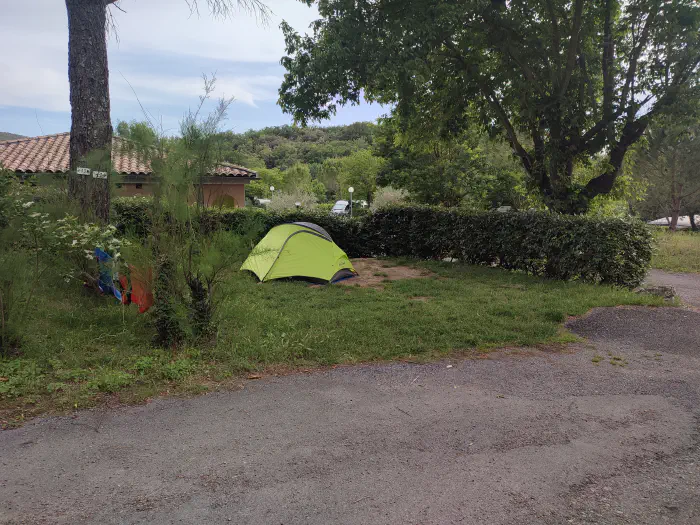 Auf dem Campingplatz in Montoulieu