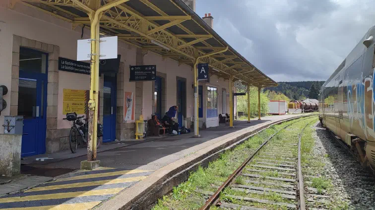 Am Bahnhof von La Bastide - Saint-Laurent-les-Bains